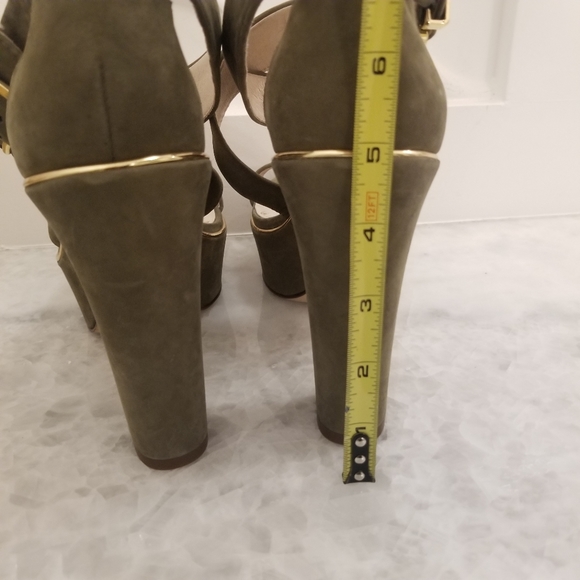 Louise et Cie shoes 7.5 - Picture 9 of 11